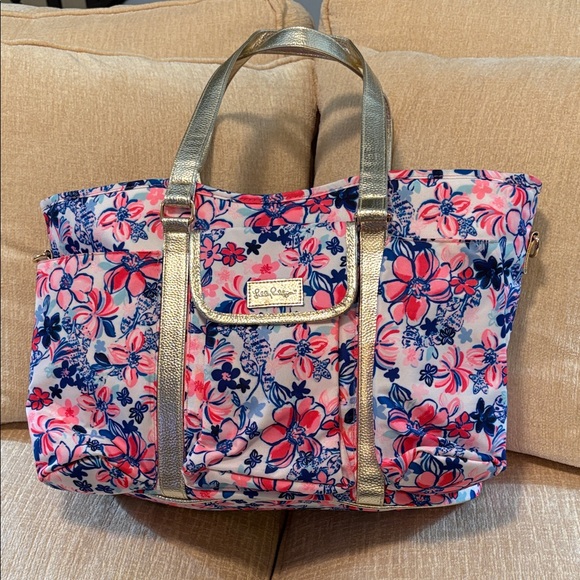 Lilly Pulitzer Handbags - Lilly Pulitzer Pink and Gold Floral Tote